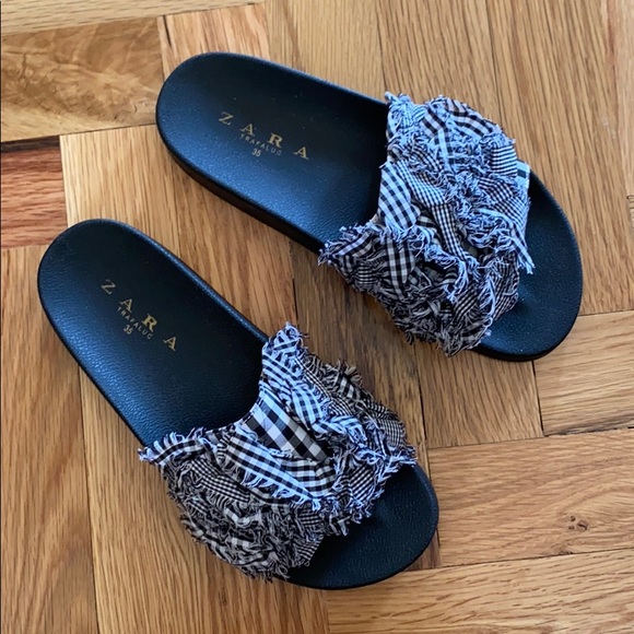 Zara Gingham Slides - Picture 1 of 2